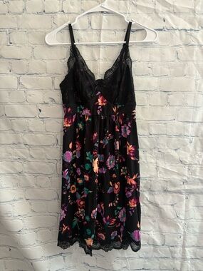 Soma baby doll lingerie black floral size small